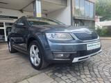 Skoda Octavia Combi Scout 4x4 - Skoda Octavia Gebrauchtwagen in München