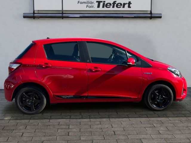 Yaris Hybrid 1.5 Team D *Standheizung*