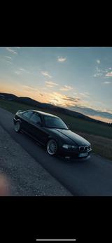 BMW E36 318 is m packet ab Werk - BMW 318: 36 318is