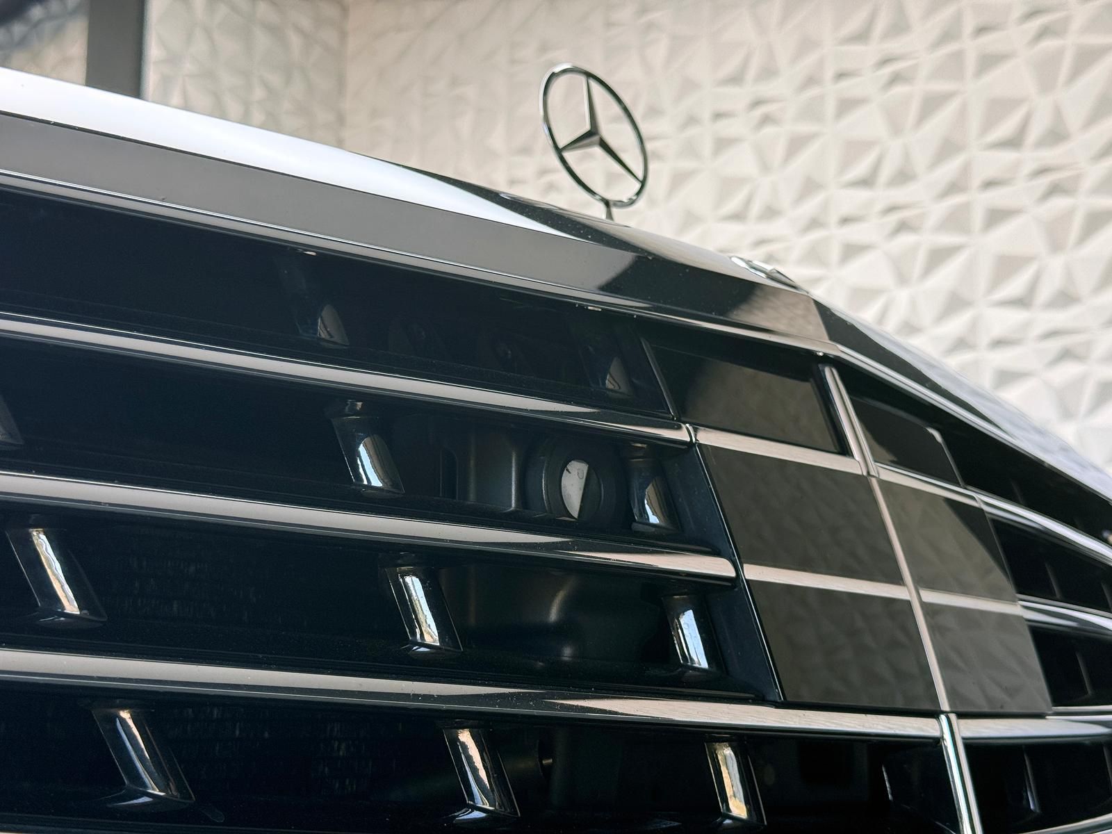 Fahrzeugabbildung Mercedes-Benz L 4MATIC/CHAUFFEUR/3xTV/BURM/PANO/DISTRO/HUD/360