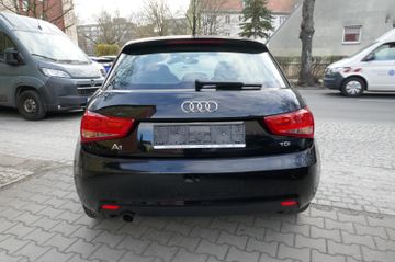 Fahrzeugabbildung Audi A1 Sportback attraction Bi-Xenon, Zahnriemen neu