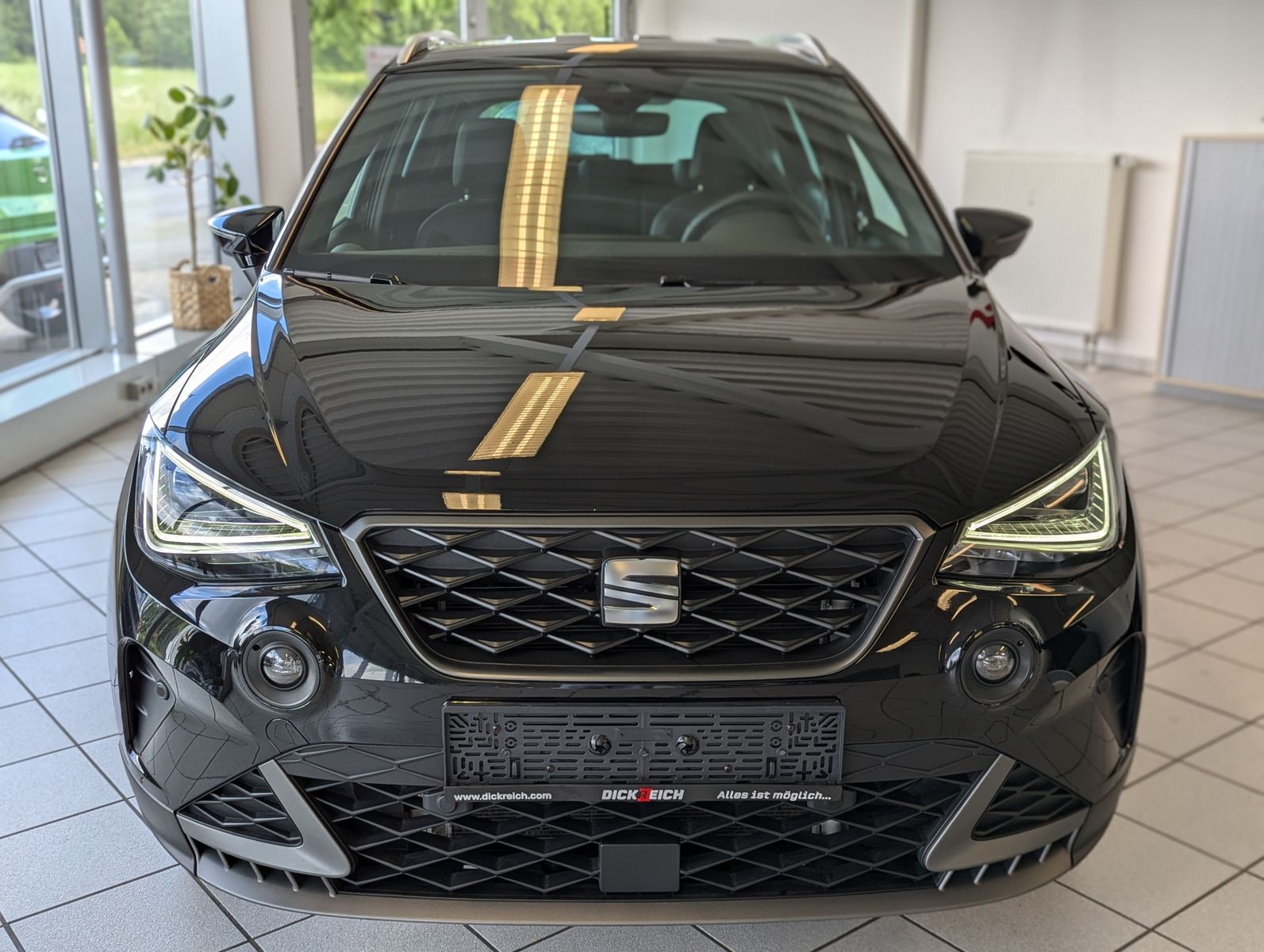 SEAT Arona 1.0 TSI FR DSG LED Dinamica ACC AHK Kamera - Image 2