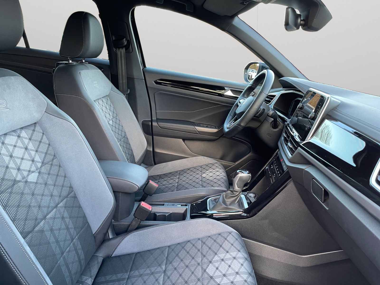 Volkswagen T-Roc - Bild 15