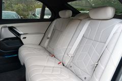 BMW M760 – 29 / 31