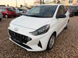 Hyundai i10 Connect & Go NAVI/ Sitzheizung - Hyundai i10 Connect-&-Go mit Benzin-Antrieb