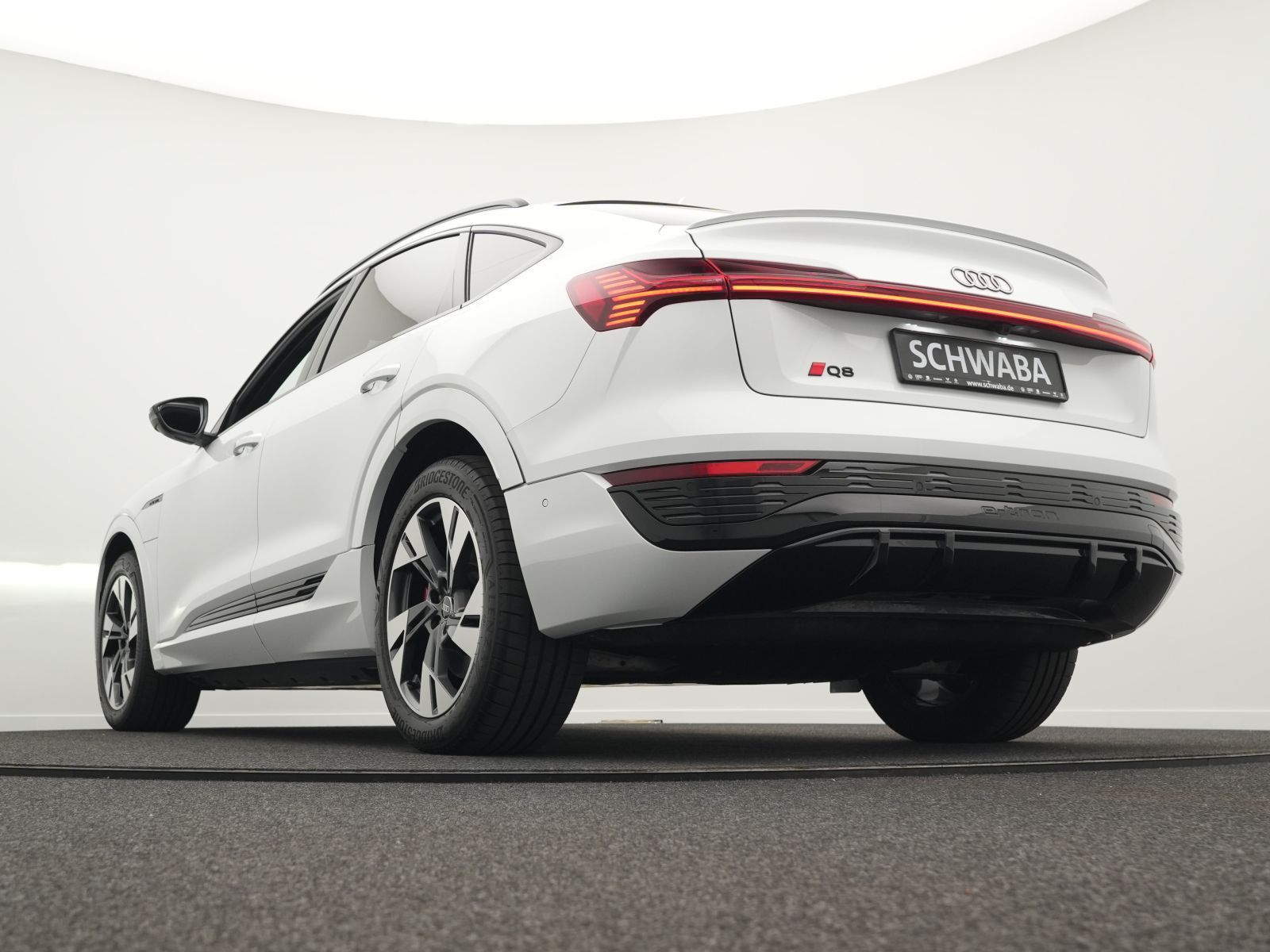 Audi Q8 e-tron - Bild 25