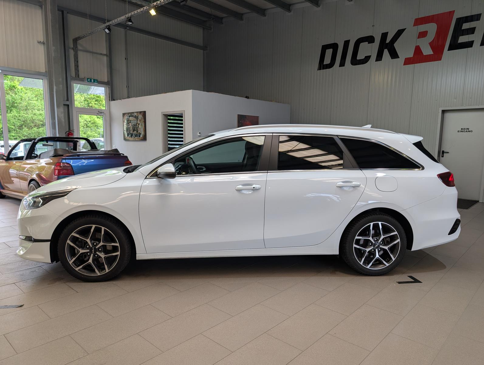 Kia cee'd Sportswagon 1.5 DCT Ultimate LED CAM ACC 