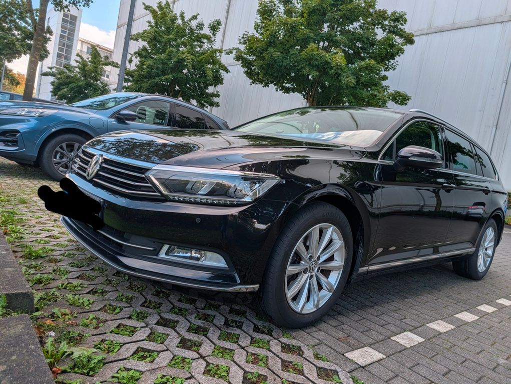 Image of Volkswagen Passat