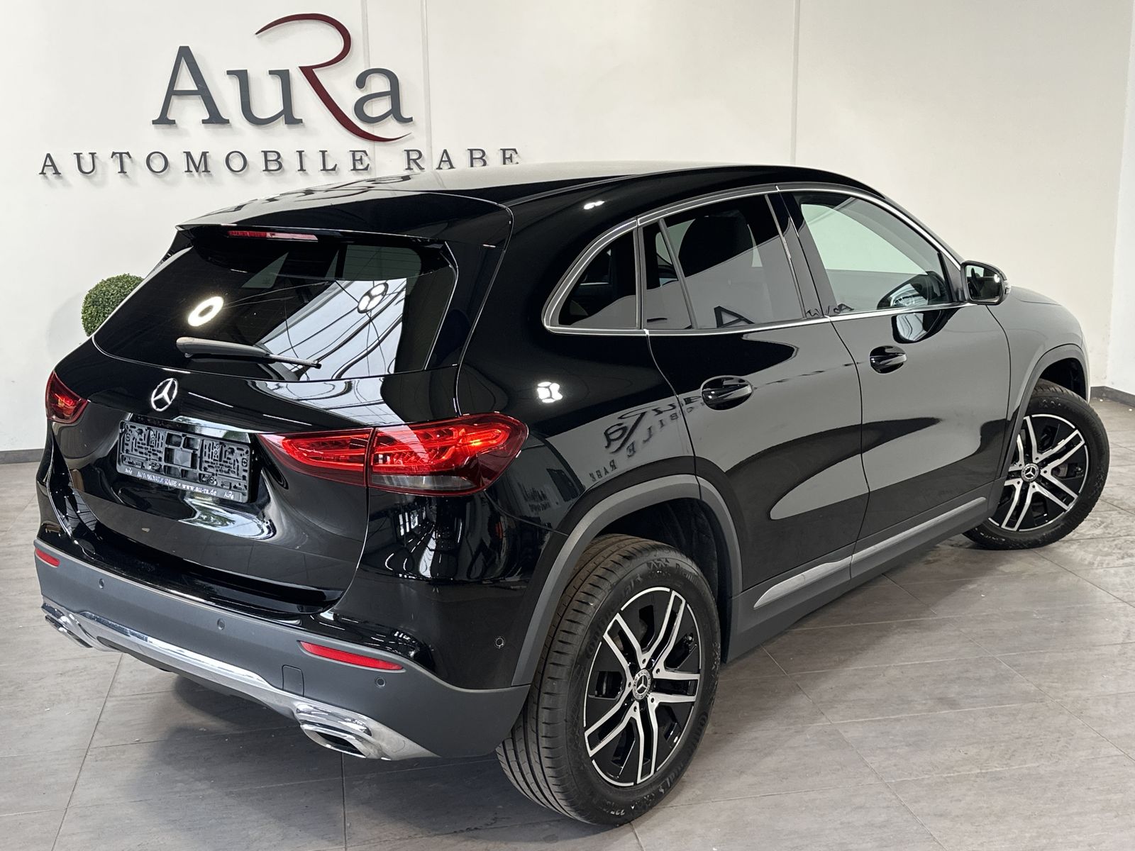 Fahrzeugabbildung Mercedes-Benz GLA 220d Progressive 4Matic NAV+KAMERA+VCOCK+SHZ