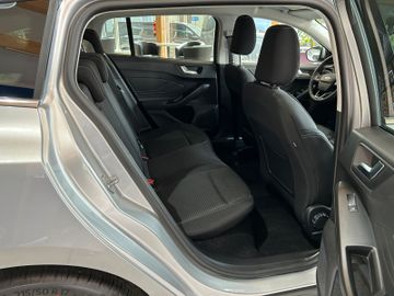 Ford Focus Turnier Titanium 1,0l Ecoboost Automatik