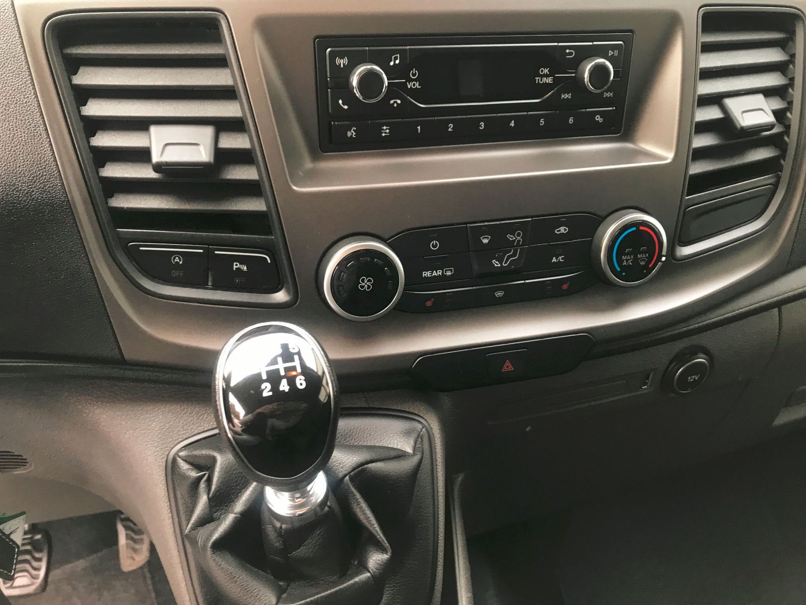 Fahrzeugabbildung Ford TransitCustomKasten340 L1Trend,AHK,STH,PDC,LED