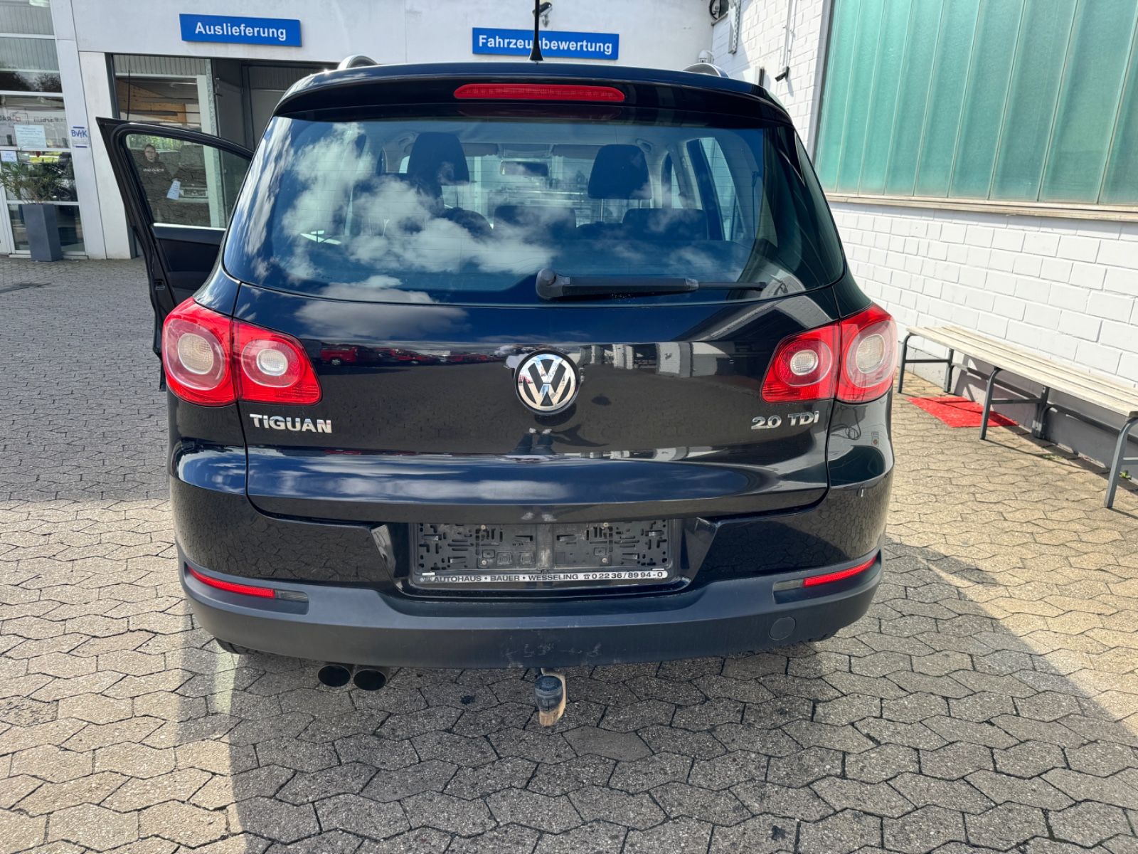 Fahrzeugabbildung Volkswagen Tiguan Track & Field 4Motion