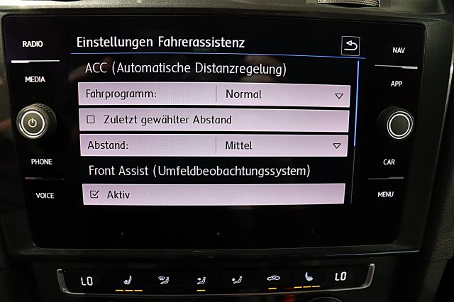 Golf Variant R-LINE 1.5 TSI ACC NAVI KAMERA PDC