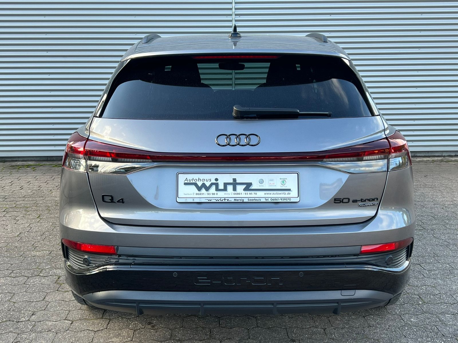 Fahrzeugabbildung Audi Q4 e-tron 50  Edition One S-Line Matrix Sonos