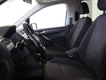 Volkswagen Caddy 2.0 TDI DSG NAVI SHZ FLÜGELTÜR AHK 150PS