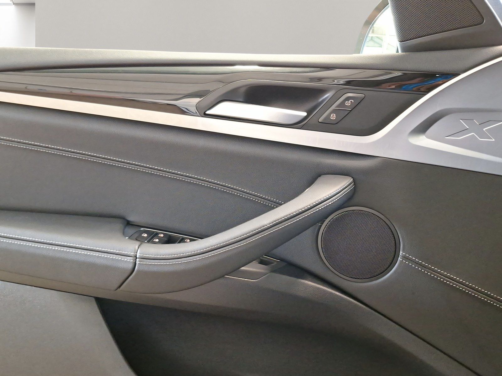 BMW X3 xDrive30e LiveCockpitProf Kamera Sportsitze foto 16