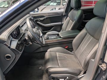 Audi A8 - 10