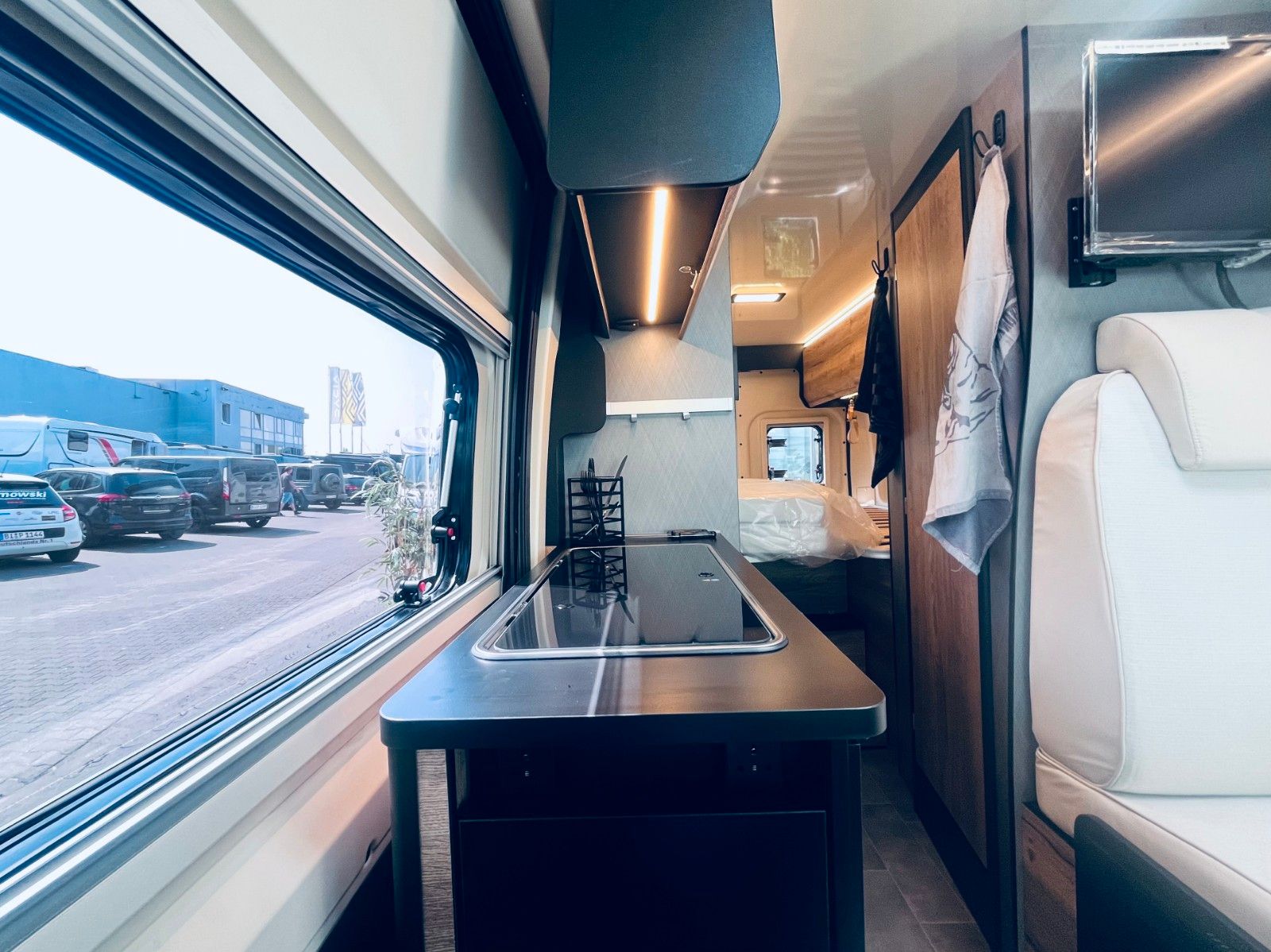 Fahrzeugabbildung XGO X-Van 4 Modell 2026 ALL-IN NEUJAHRSANGEBOT