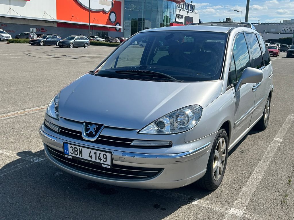 Peugeot 807