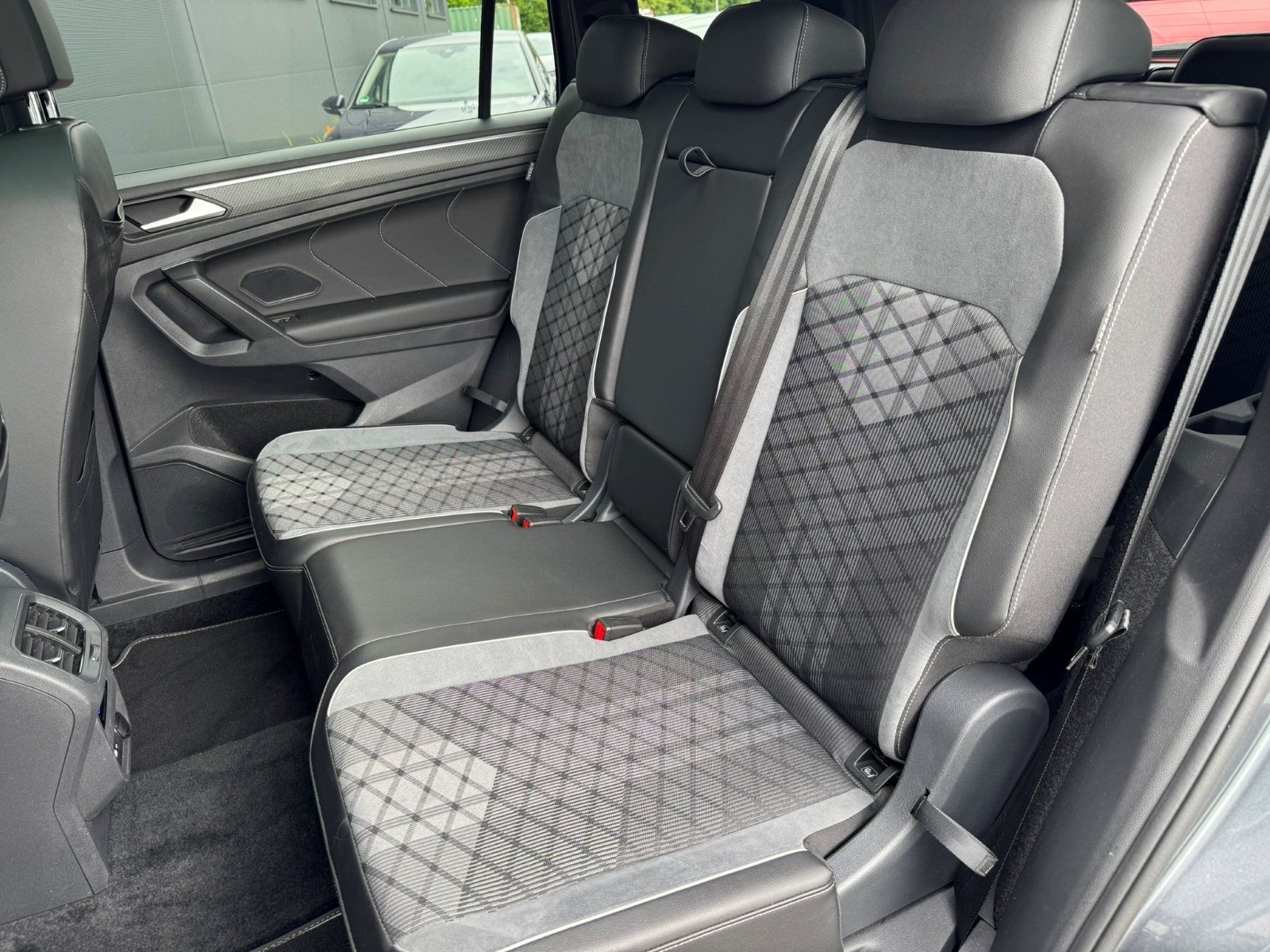 Volkswagen Tiguan Allspace - Bild 11