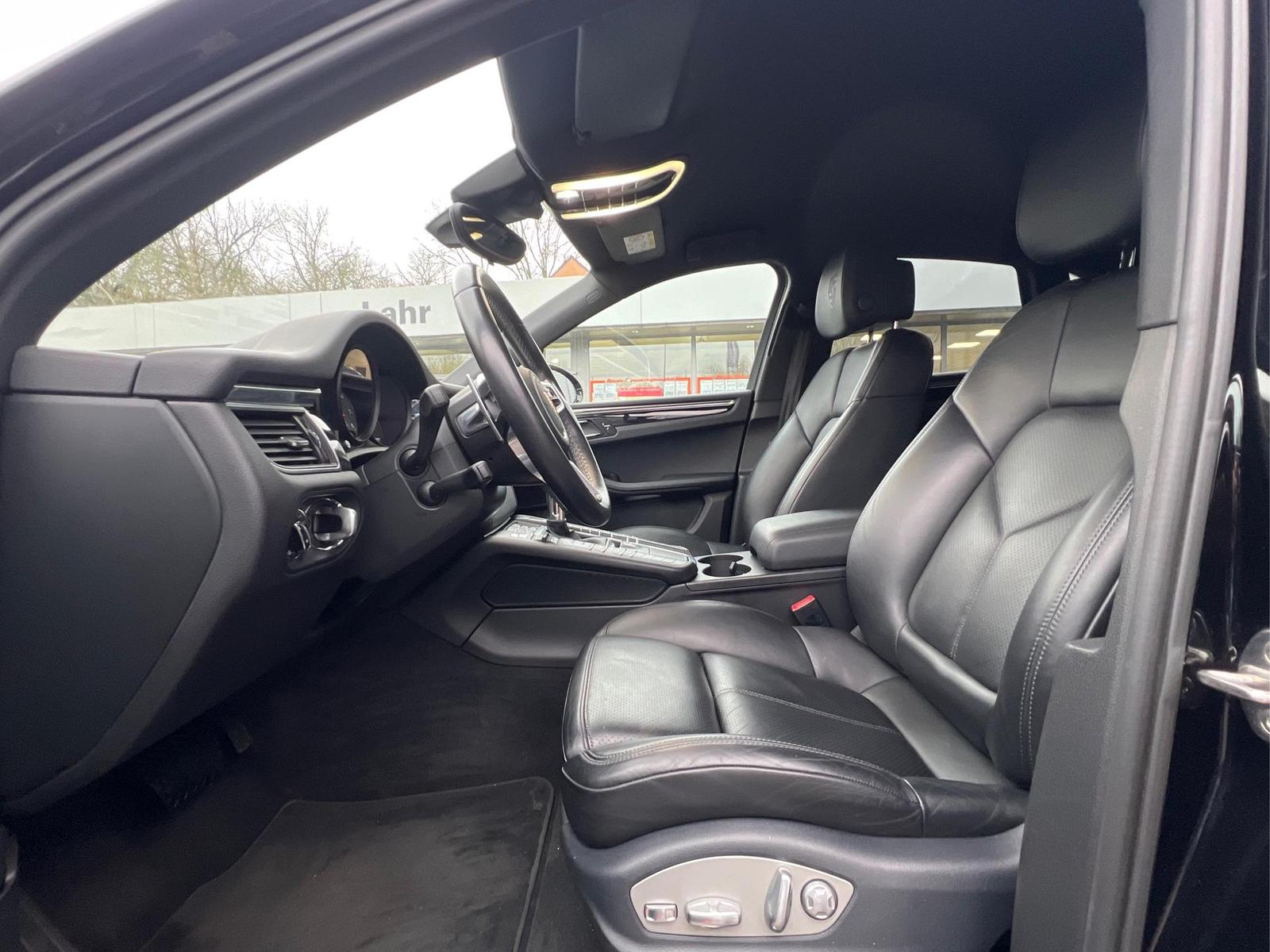 Porsche PCM