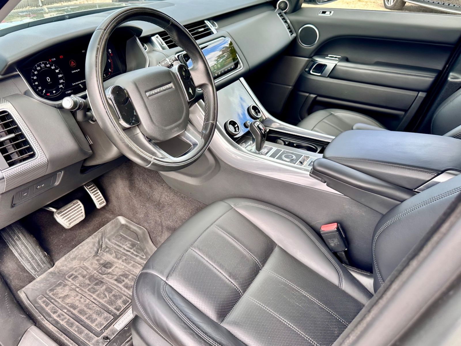 Fahrzeugabbildung Land Rover RANGE ROVER SPORT HSE DYNAMIC*MOD.2019*