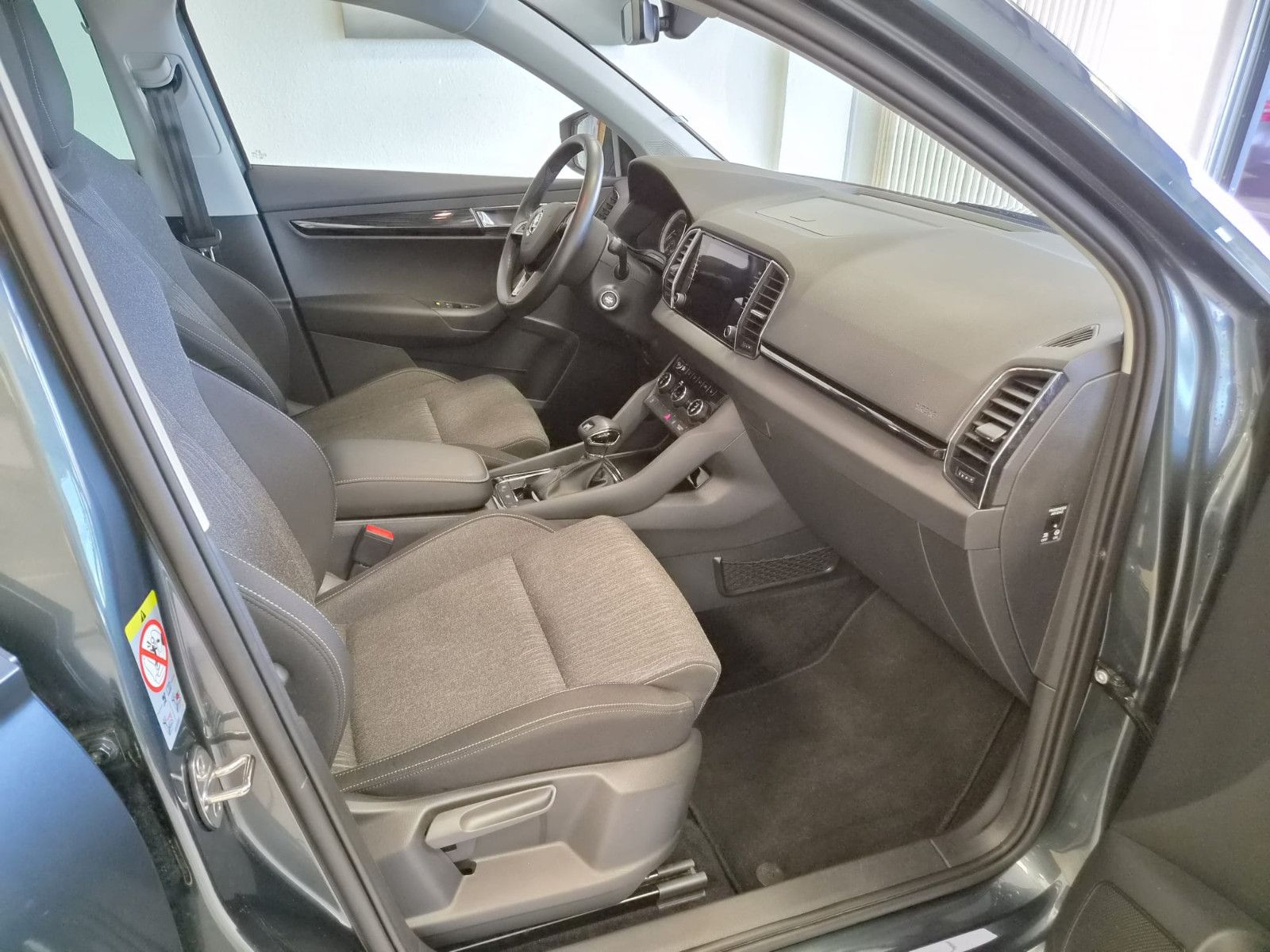 Fahrzeugabbildung SKODA Karoq Style /  1. Hand / Garantie