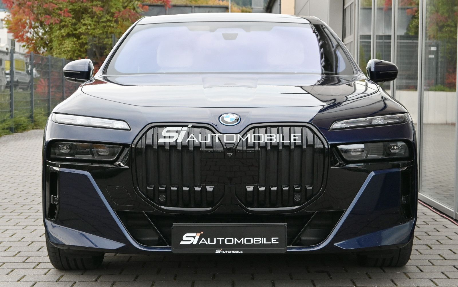 Fahrzeugabbildung BMW 750e xDr. M-Sport Pro °UVP 188.779€°B&W Diamond°