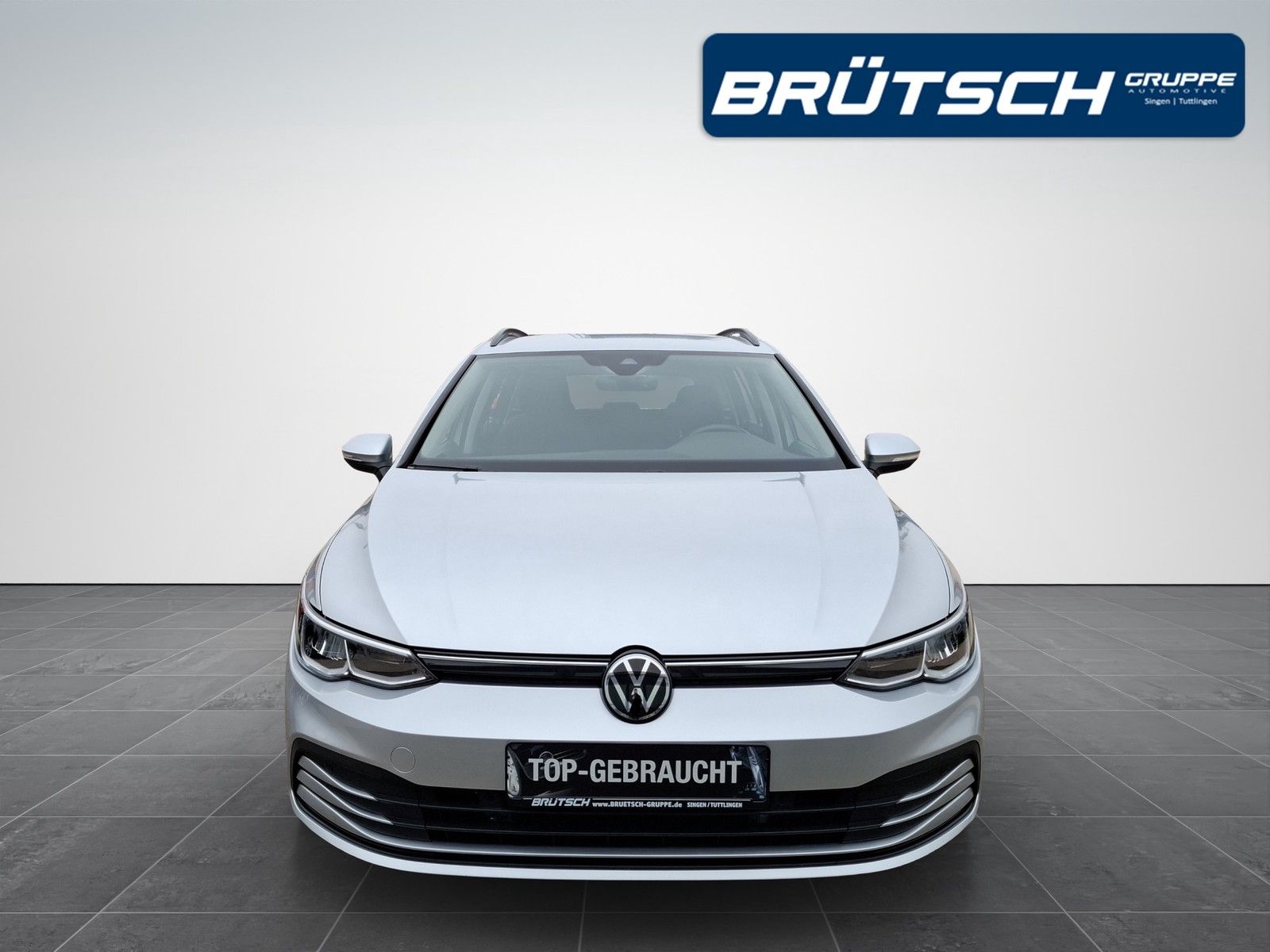 VW Golf VIII Variant 1.5 eTSI Life DSG / AHK / NAVI - Image 5