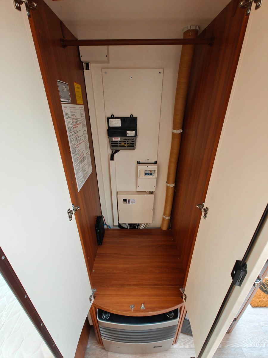 Fahrzeugabbildung Hobby Excellent 540 UFe - Fahrradträger, TV, 1.750kg -