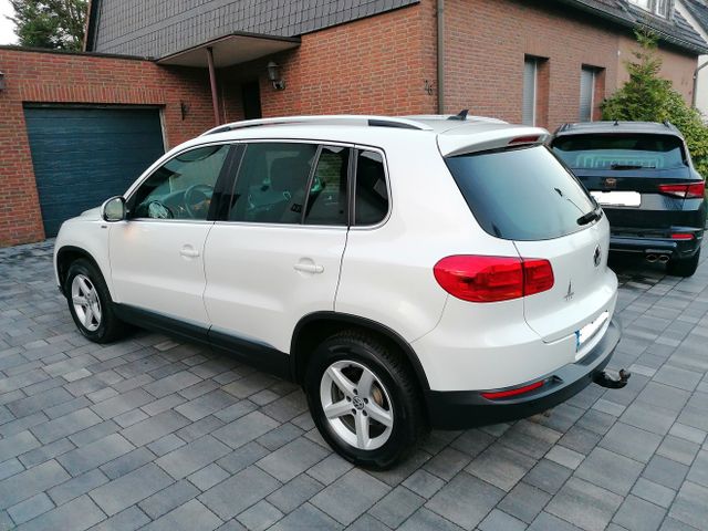 Volkswagen  Tiguan 2.0 TDI SCR BMT LOUNGE Sport & Style 