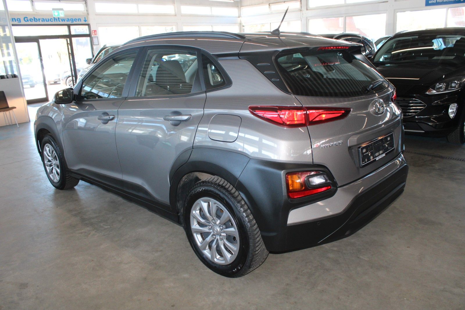 Fahrzeugabbildung Hyundai KONA 1.0 T-GDI KLIMA AHK Allwetter PDC Tempomat