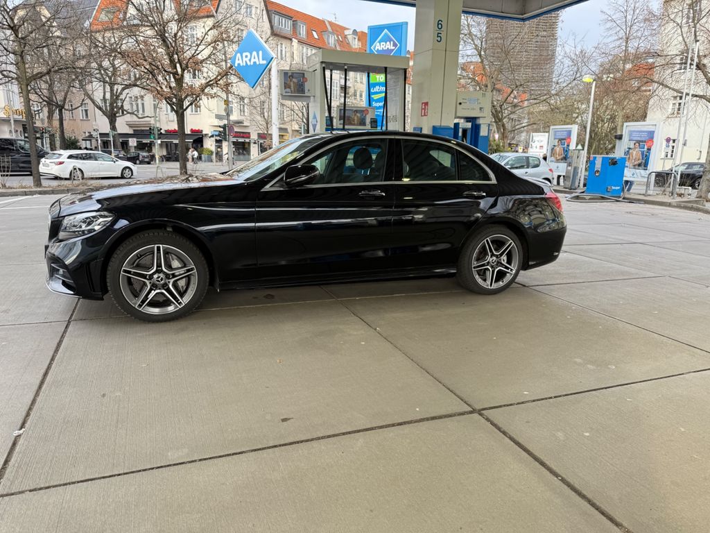 Image of Mercedes-Benz C 300