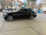 Mercedes-Benz C 300 4MATIC + AMG Line + Burmeister + Keyless g