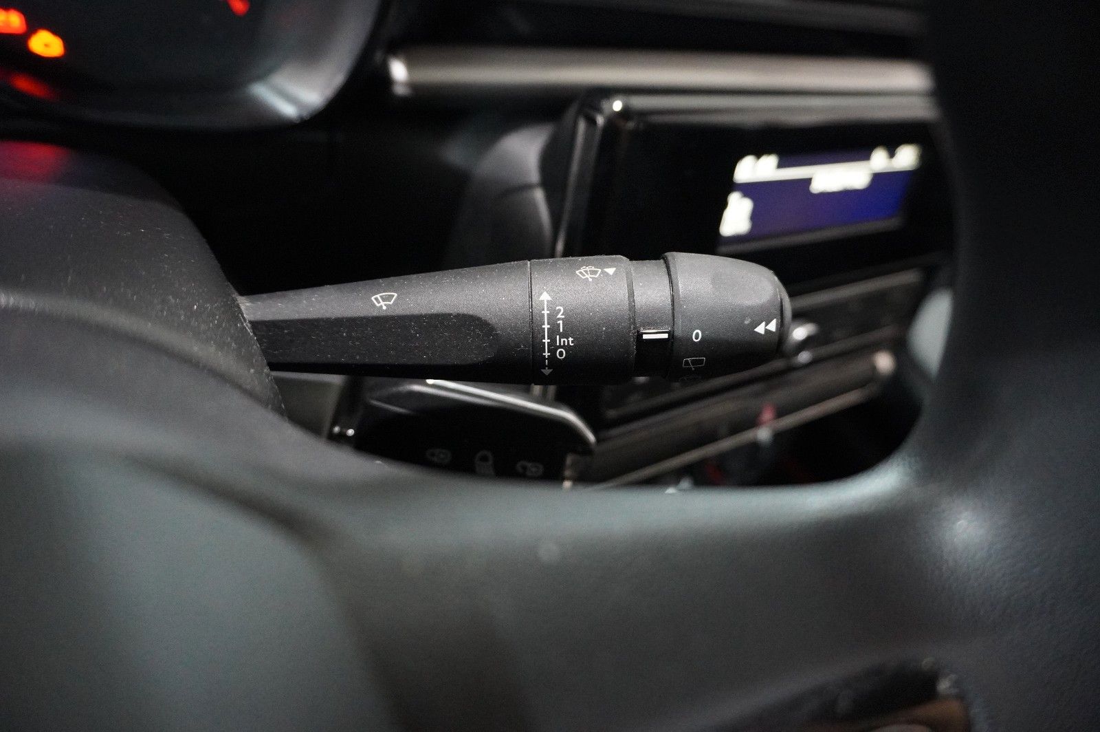 Fahrzeugabbildung Citroën C3 LIM. 1.2 FEEL LED/KLIMA/SHZ/PDC/TEMP./USB