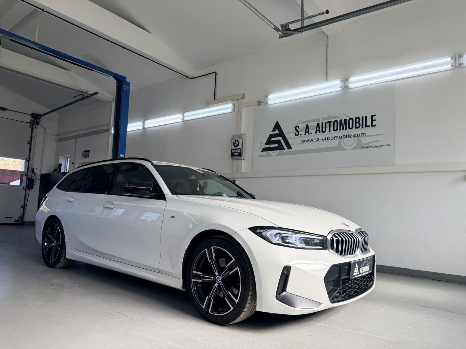 BMW 320i M Sport Touring*Harman&Kardon*AHK*Komfortzu