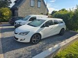 Opel Astra Sports Tourer 1.6 Turbo INNOVATION 132... - Opel Astra aus 2011: Turbo