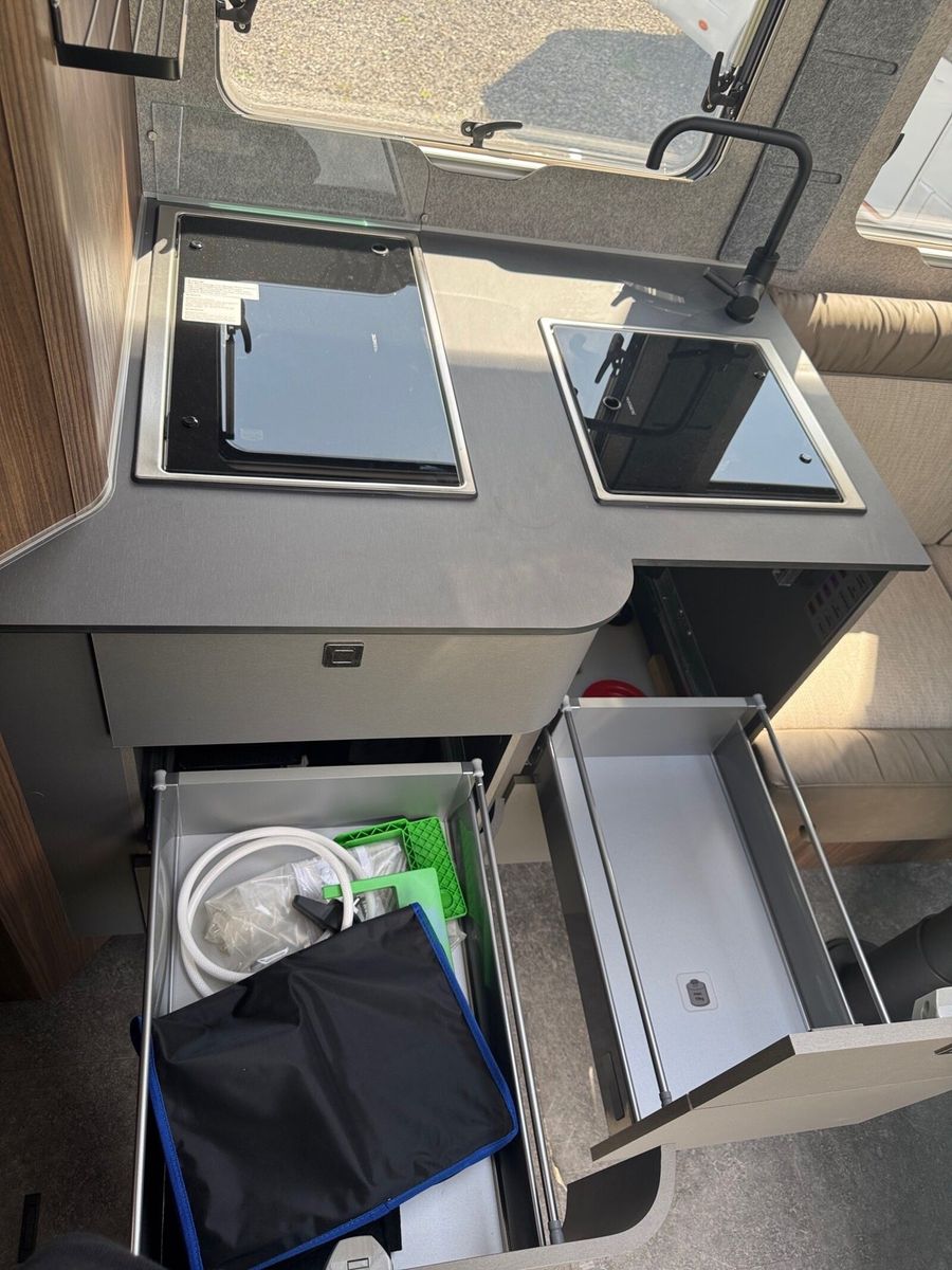 Fahrzeugabbildung Eura Mobil Profila T 726 EF Comfort Mondial-Plus-S-Pakete