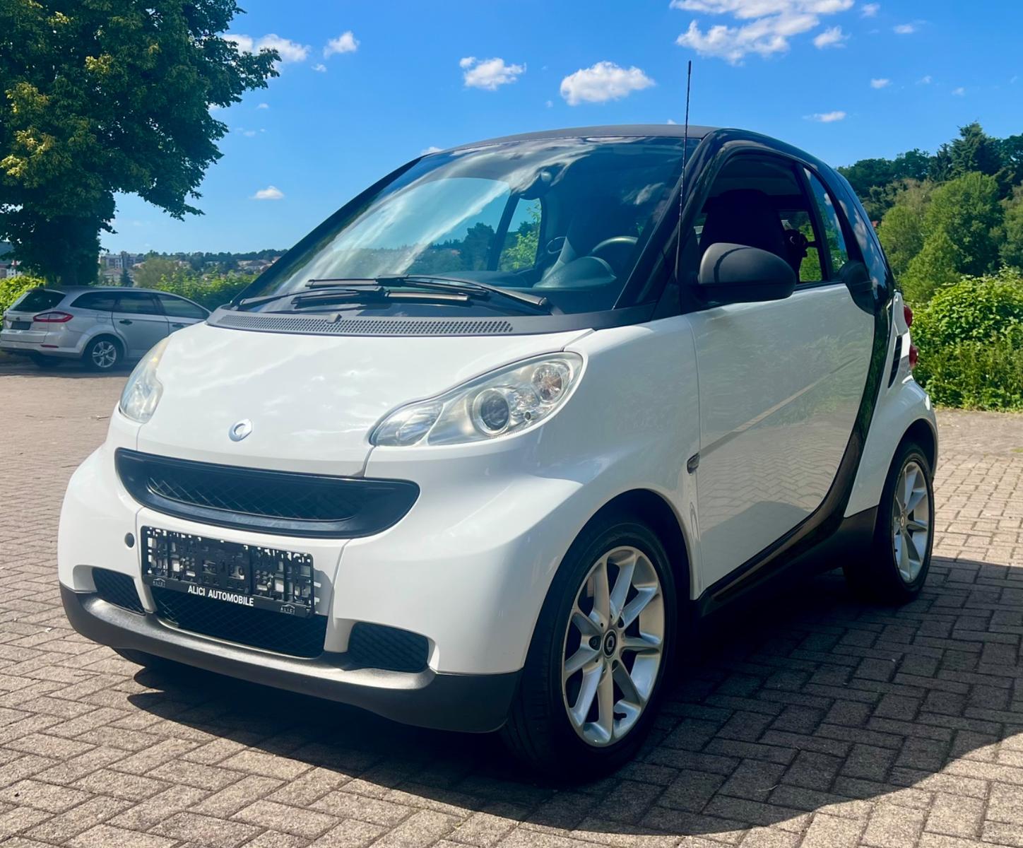 Smart ForTwo fortwo coupe Micro Hybrid Drive 52 kW