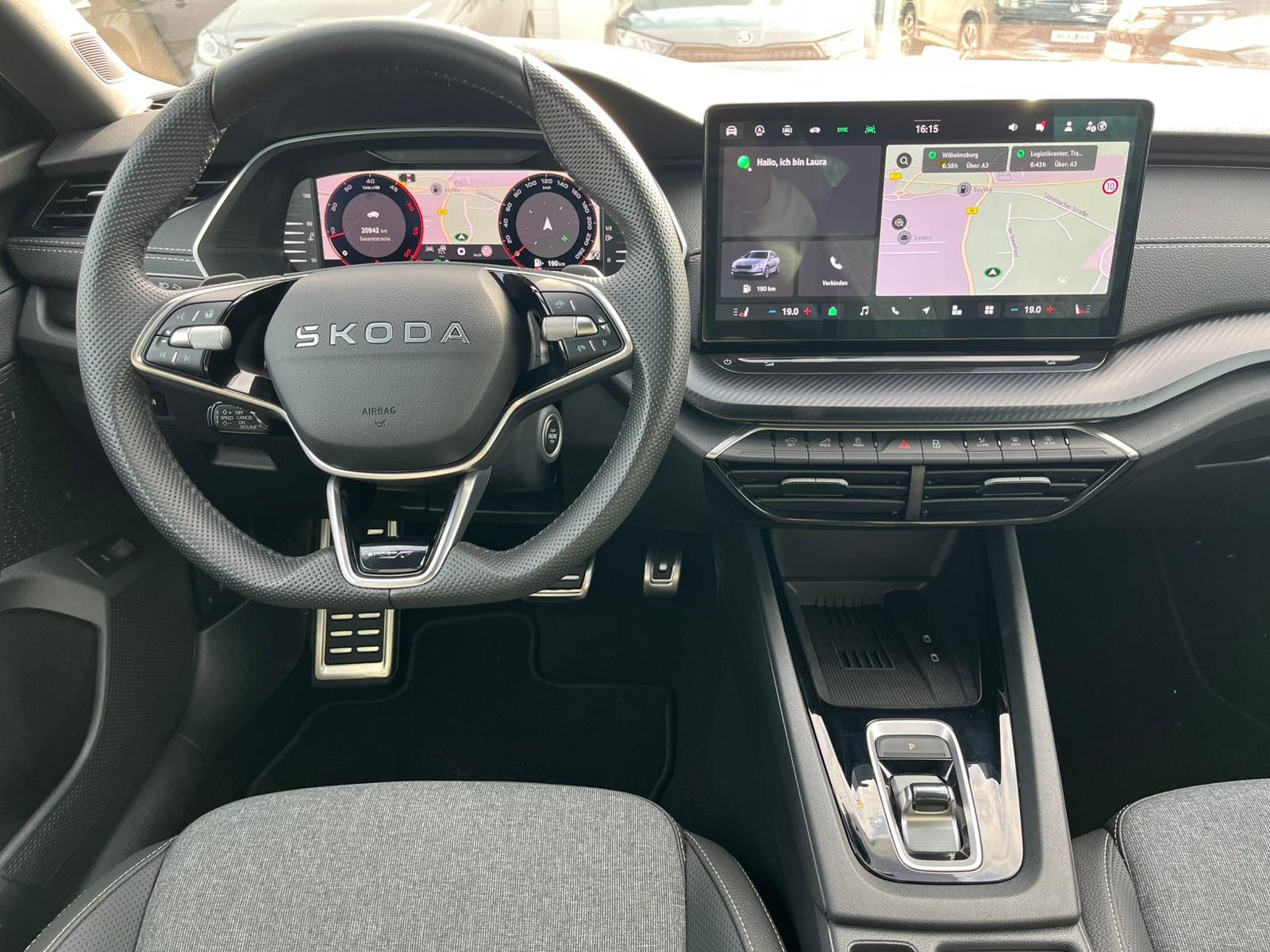 Imagen del vehículo: SKODA Octavia 2.0 TDI Sportline DSG MATRIX*INVIERNO*5 años