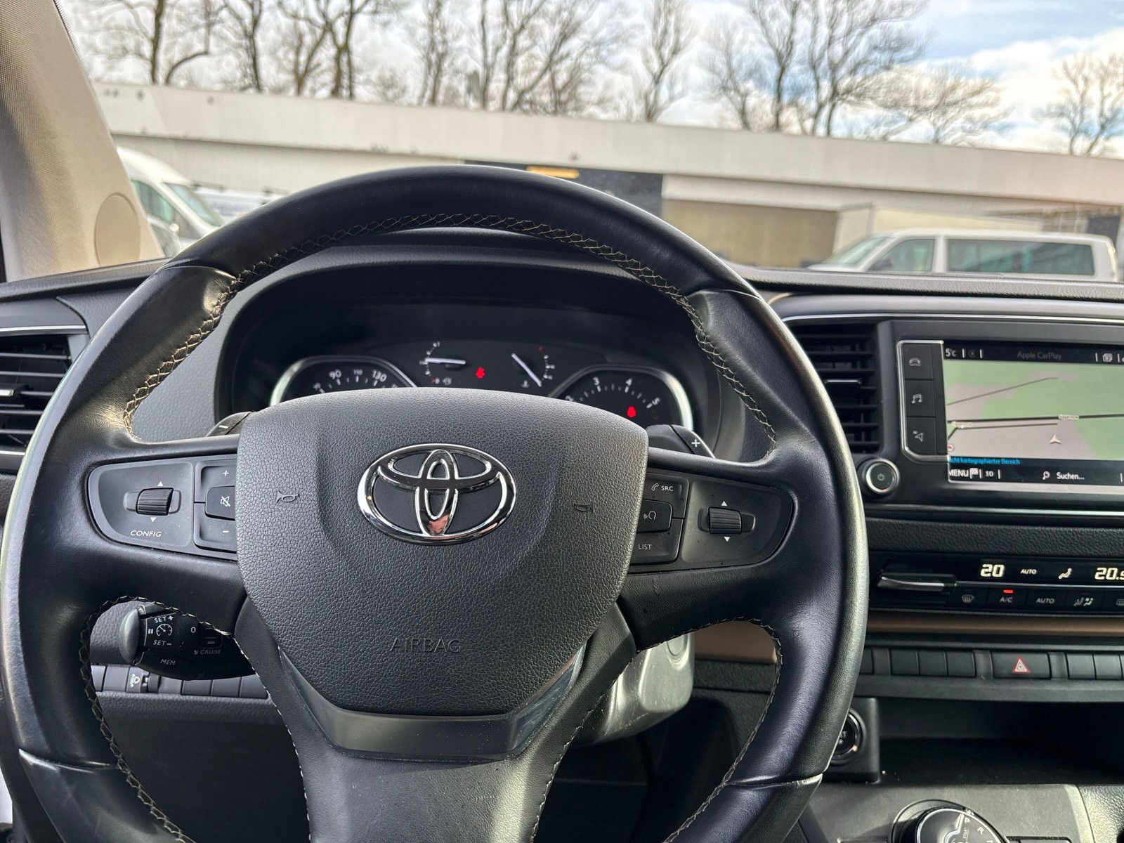 Fahrzeugabbildung Toyota Proace Crosscamp / Aufstelldach/ HeadUp
