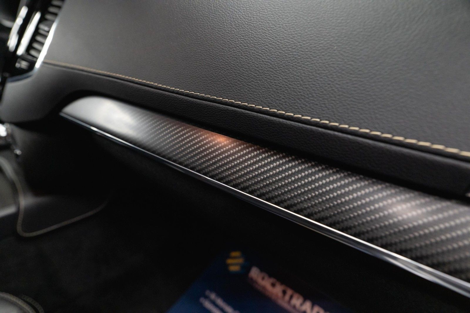 Fahrzeugabbildung Volvo XC90 R Design AWD Night-Paket | ACC | LED | DAB+
