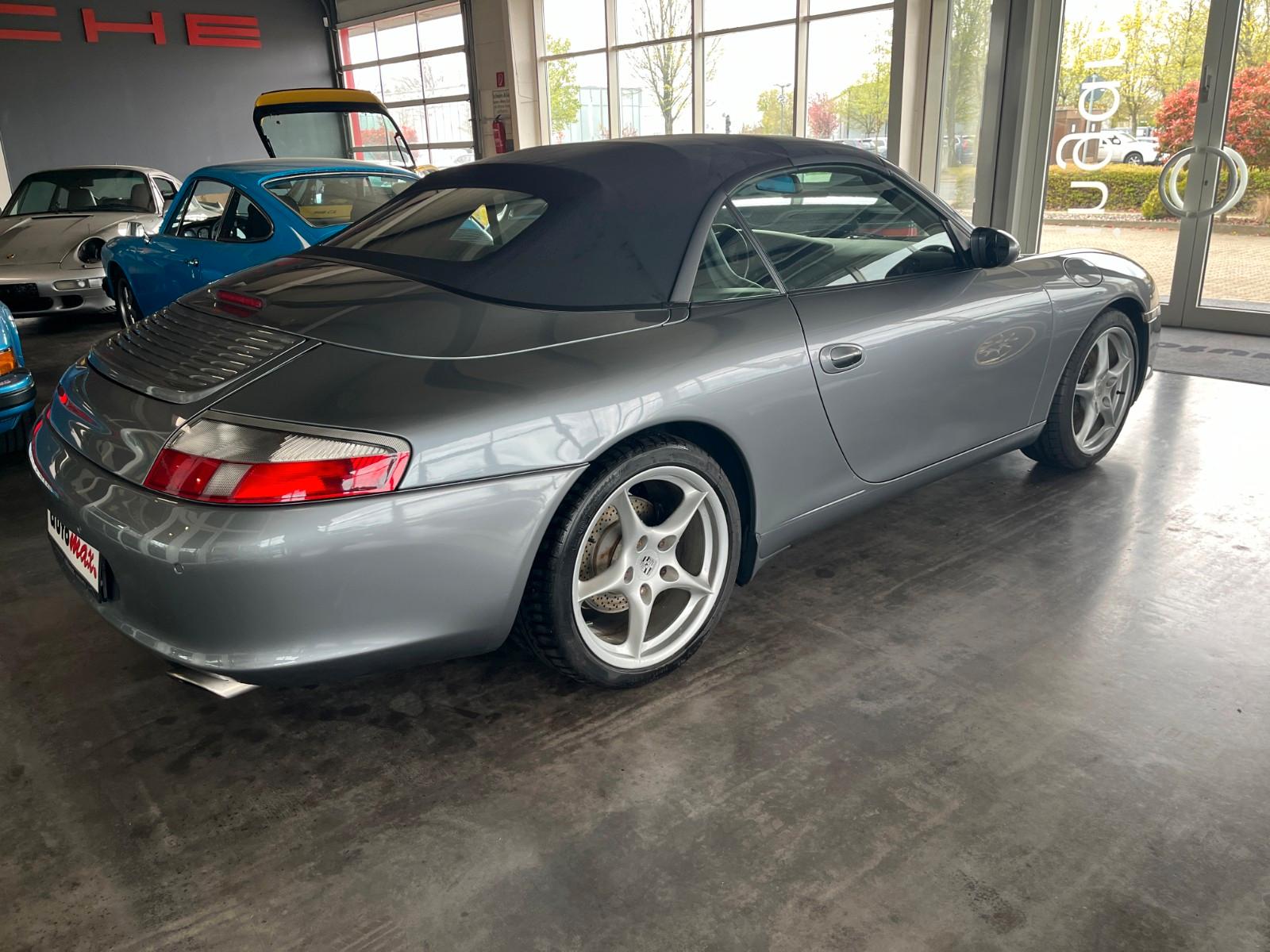 Porsche Carrera 2 Cabrio-Sportabgas-M030-Sportsitze