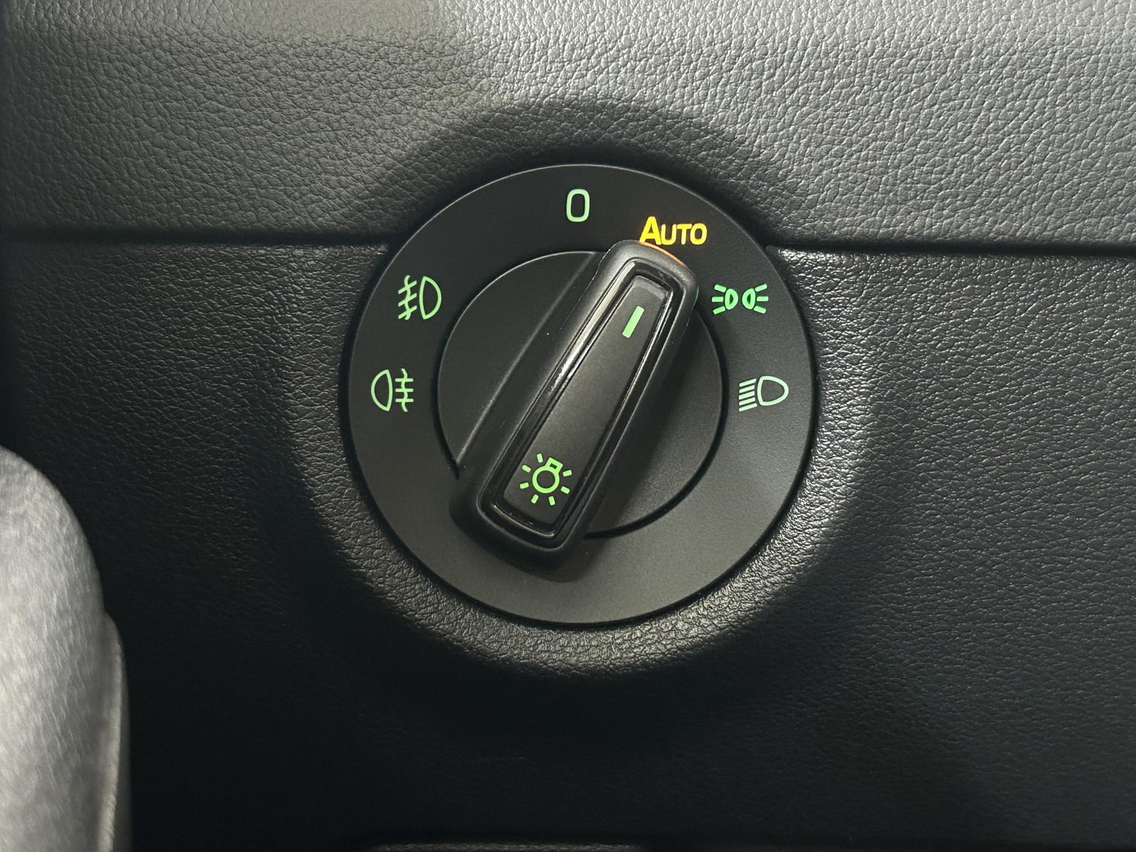 Skoda Octavia Kam+CarPlay+Navi+LED+Tempomat+Isofix