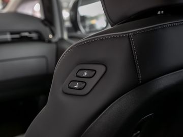 Hyundai Staria Signature 1.6 Hybrid 2WD Autobahnassi.