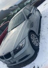 BMW 325i e90 - BMW 325: 325i E90