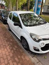 Renault Twingo Expression 1.2 LEV 16V 75 eco2 Expression - Renault Twingo mit Anhängerkupplung