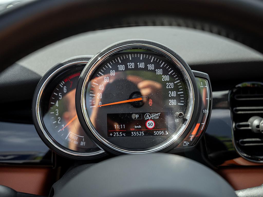 MINI Cabrio Cooper Classic Trim LED FACEL. ACC NAVI