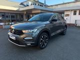 Volkswagen T-Roc IQ.DRIVE 1,6 Tdi - Volkswagen T-Roc mit Diesel-Antrieb: Limousine
