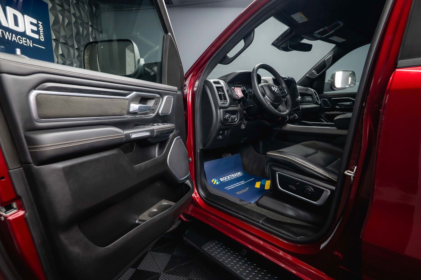 Fahrzeugabbildung Dodge RAM 5.7 V8 HEMI 4x4 OFFROAD Night LARAMIE 19%